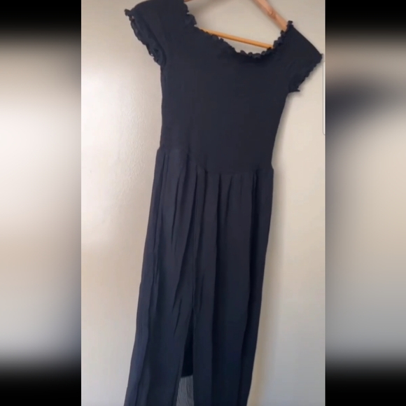 H&M Off shoulder Maxi Dress - Picture 2 of 5